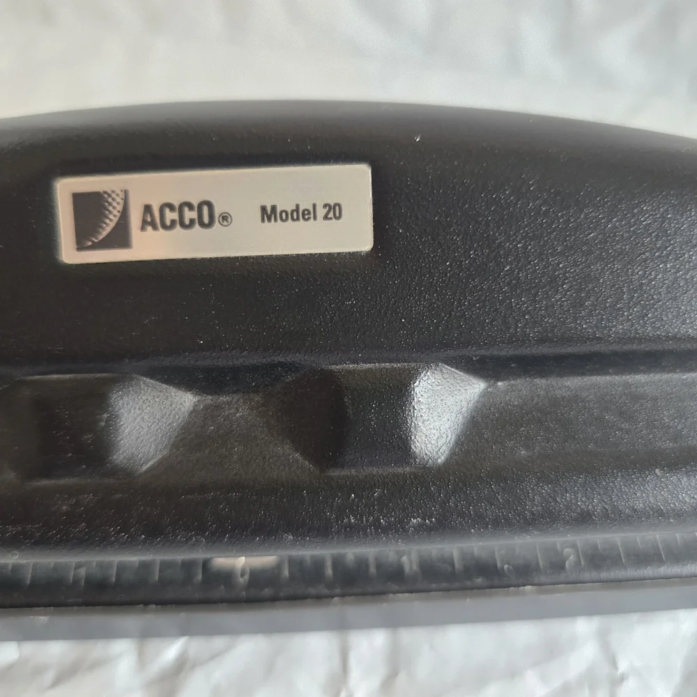 Black Hole Punch 3 Hole